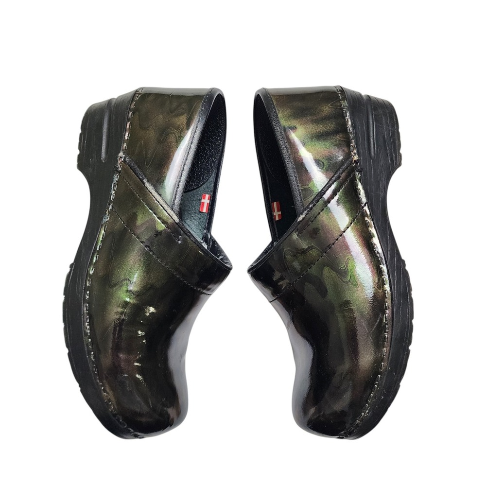 Sanita Womens Original Danish Clogs Size EU 40 Iridescent Glossy Nursing Slip On